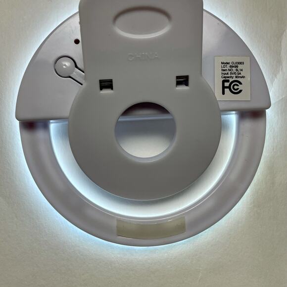 Poshmark Swag Online Meeting Adjustable Vanity Light w/Clip Micro USB Charger - Picture 4 of 14